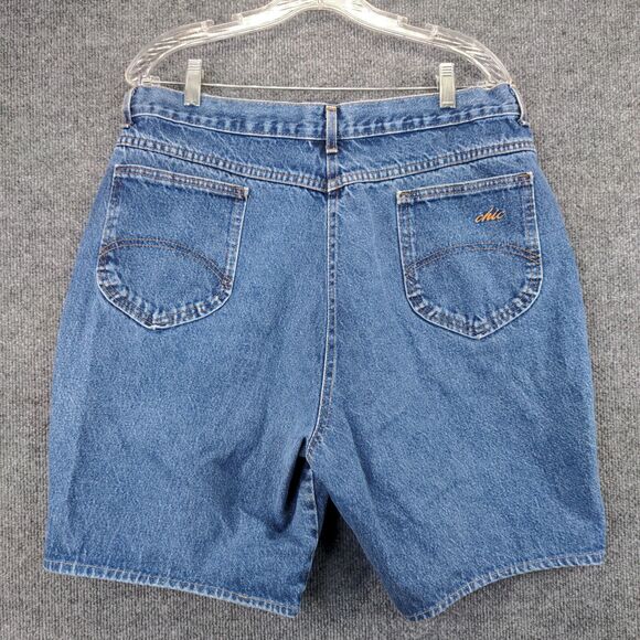 Chic Jean Shorts Womens Size 34x9 Blue Denim Belt Loops 5 Pocket - Picture 3 of 11